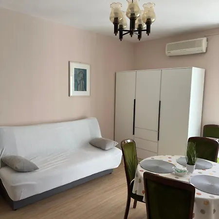 Lägenhet Apartman Mia *